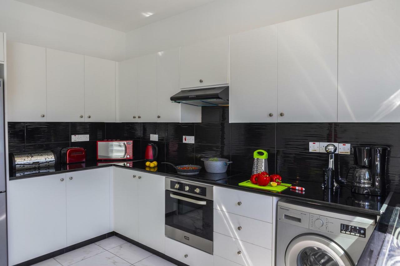 Protaras Villa Hollywood Екстер'єр фото