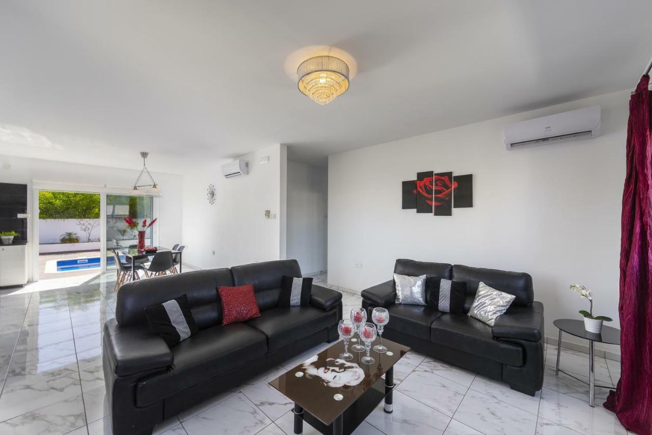 Protaras Villa Hollywood Екстер'єр фото