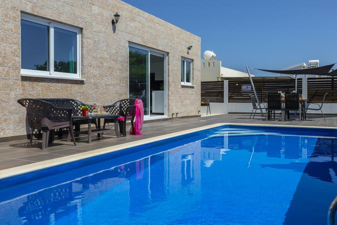Protaras Villa Hollywood Екстер'єр фото