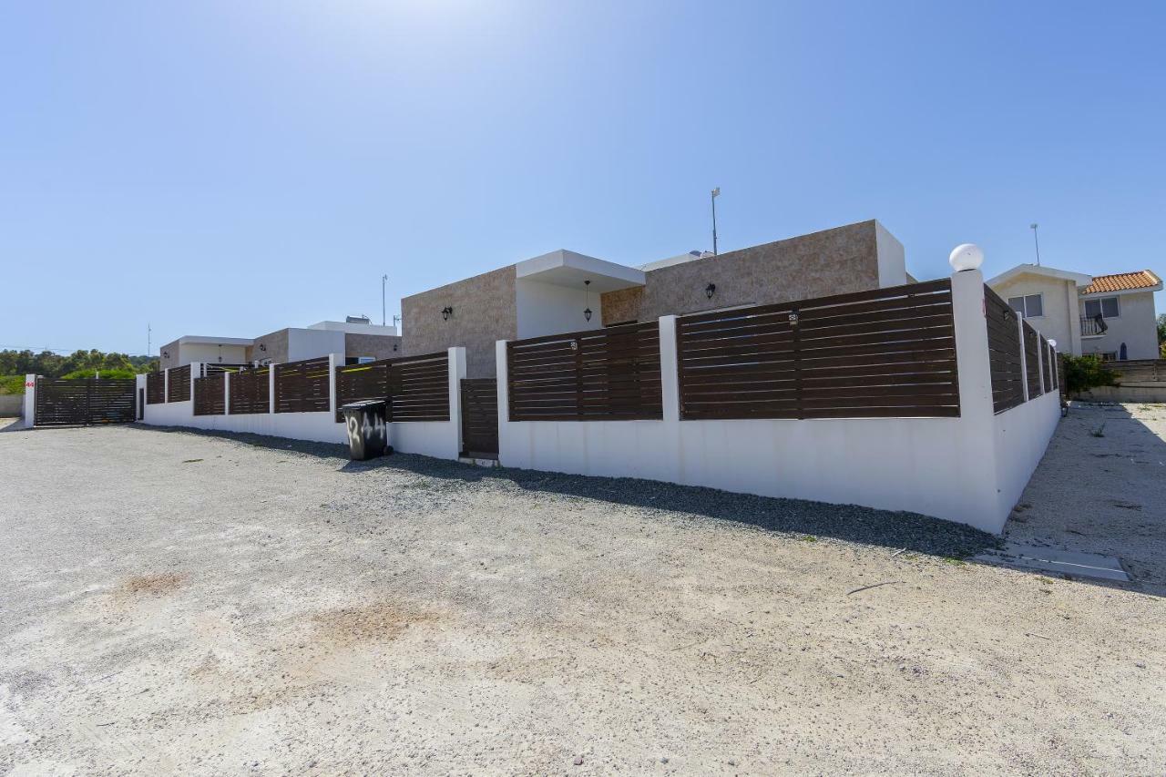 Protaras Villa Hollywood Екстер'єр фото