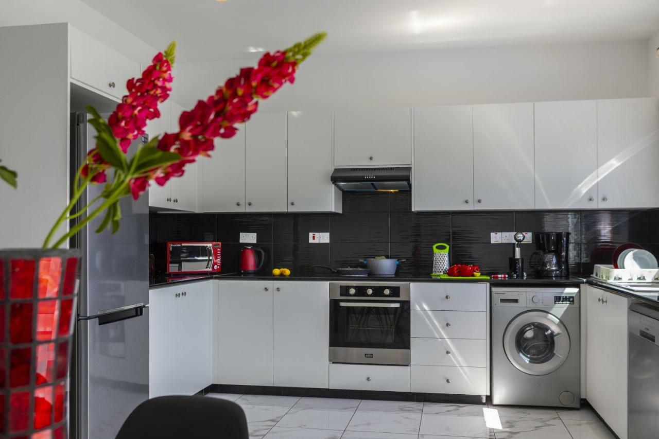 Protaras Villa Hollywood Екстер'єр фото