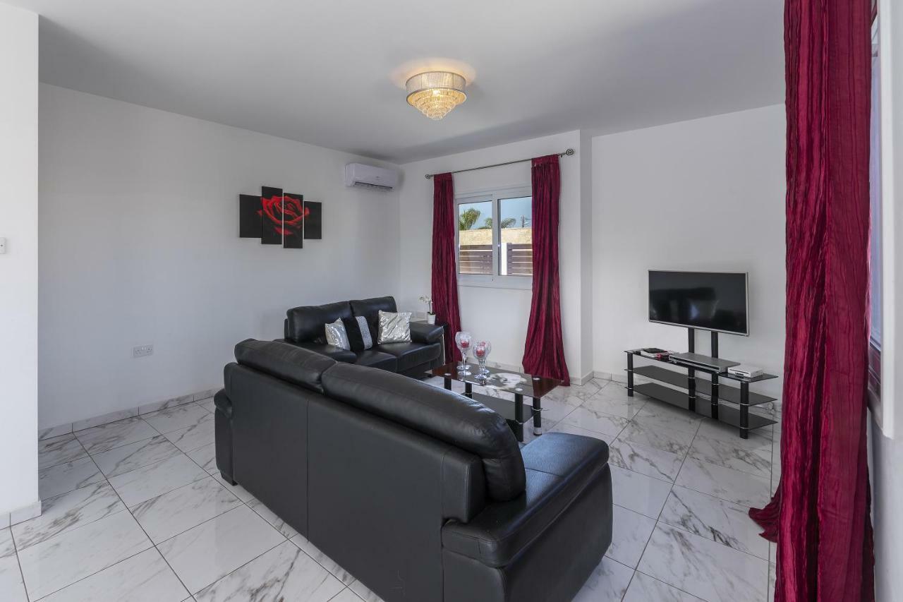Protaras Villa Hollywood Екстер'єр фото