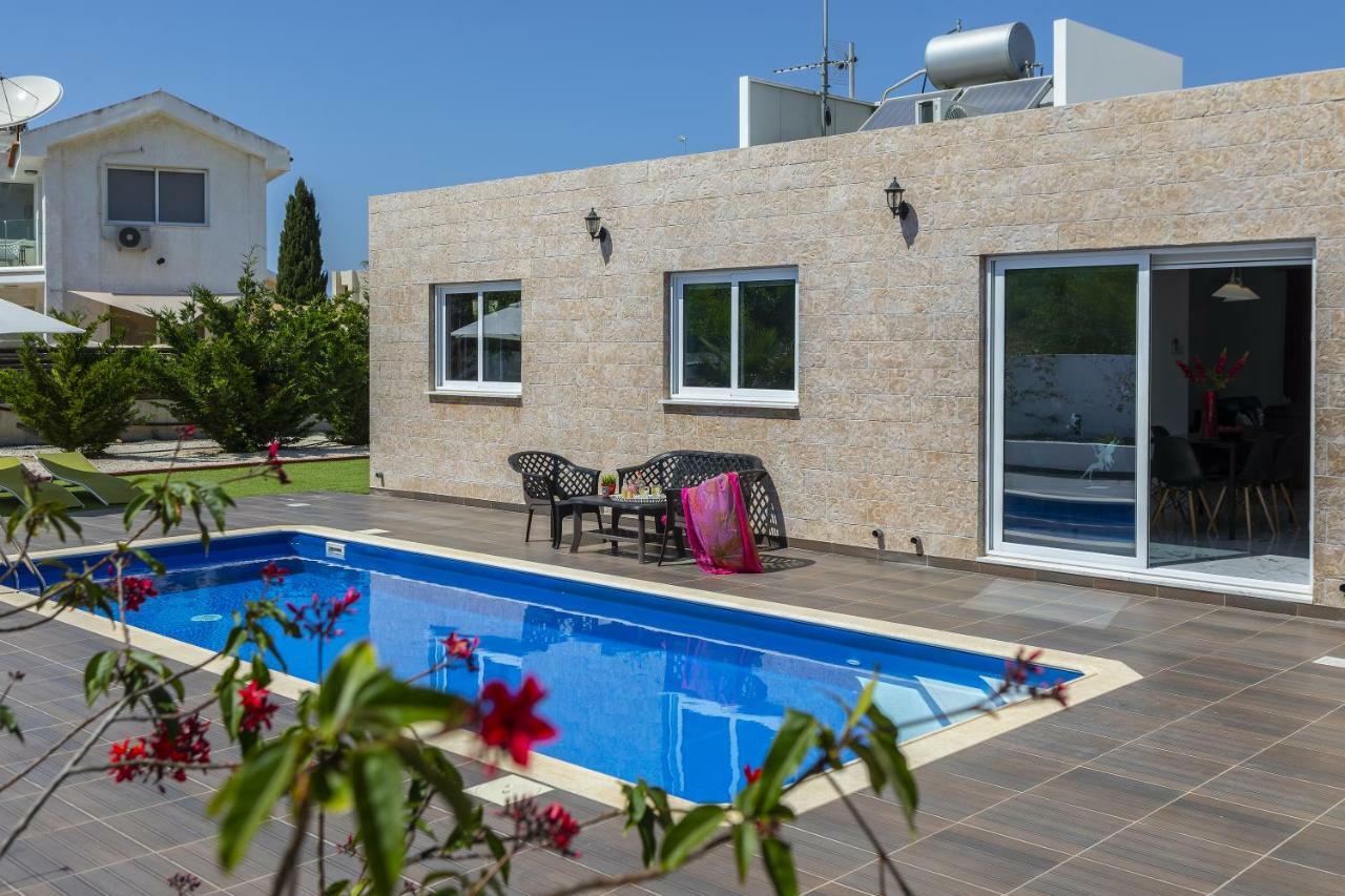 Protaras Villa Hollywood Екстер'єр фото