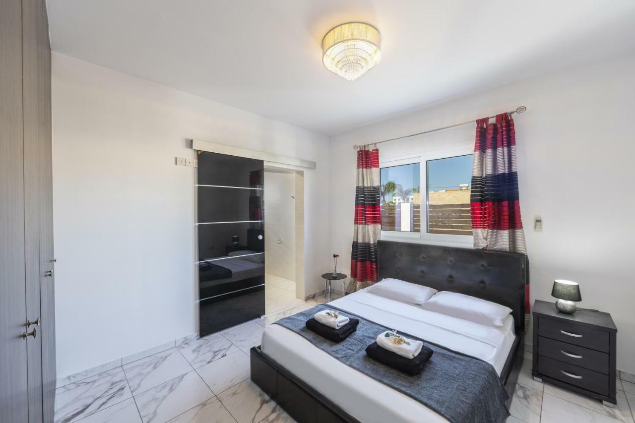 Protaras Villa Hollywood Екстер'єр фото